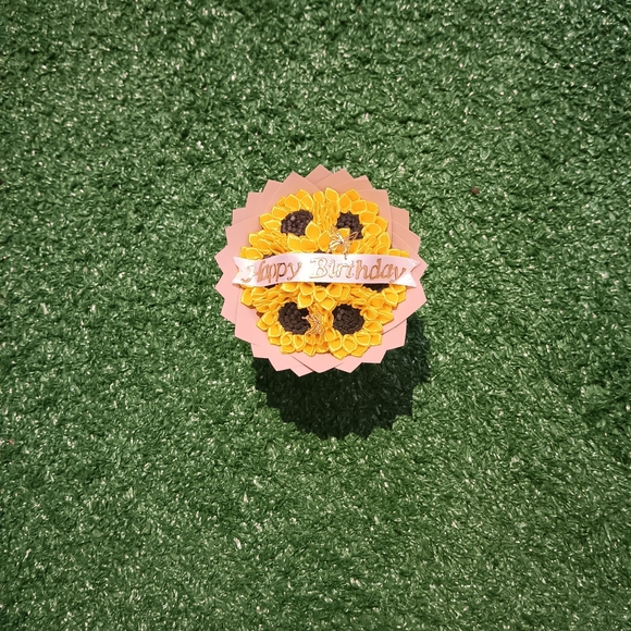 Sunflower Birthday Card - Picture 1 of 4